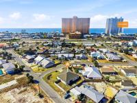 Pet Friendly Beach House - Beachside Sunrise - B&B Panama City Beach