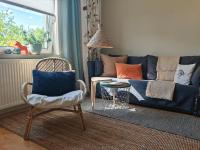 Haus An der Wiese Privat mit Garten und Parkplatz - Chambres d'hôtes Flöha