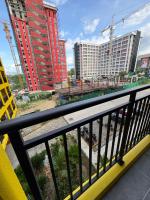 Minimalist unit with Queen bed, fast Wifi and Netflix ready TV, near Citygate Mall and Davao Airport - Chambres d'hôtes Davao