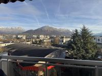 Spacious 2 bedroom apartment with stunning mountain view - Chambres d'hôtes Annecy
