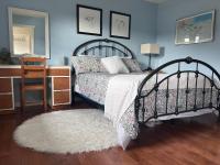 Mountain Guesthouse Bed and Baking - Ferienwohnung Radium Hot Springs