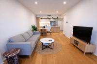 2BR West End Hideaway with City Views and Parking - B&B Brisbane