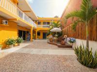 Great Value Peaceful Romantic Suite 200m to Beach & 5th Ave Patio AC Fast WiFi UVA16 - B&B Playa del Carmen