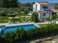 Villa Serena con piscina privata - B&B Melilli