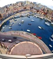 Luxurious Aparments - Chains Spinola Seafront - B&B St. Julian's