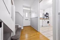 Stylish Hackney 3Bed Apartment with Free Parking & Garden - B&B London