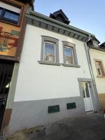 Charmantes City-Haus mit Innenhof & Parkplatz - Chambres d'hôtes Kaiserslautern