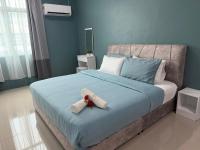 EMERALD Homestay Sibujaya Shop Residence - B&B Sibu