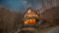 Secluded Cabin wHot Tub Fire Pit Views - B&B Pigeon Forge