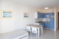 Appartamento Vista Mare con Piscina Lignano Sabbiadoro MV8 - Ferienwohnung Lignano