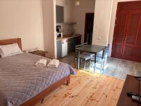 Studio Apartment with One Double Bed