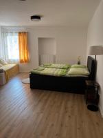 Apartment am Schlosspark 2 - B&B Cheb