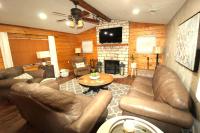 Granbury Home w/ Waterfront Deck: 5 Mi to Downtown - B&B Granbury