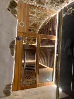 Love Room Temple d'Eros - Sauna - Ambiance Luxe - B&B Draguignan