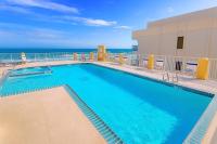 Penthouse Beachfront Views Renovated - B&B South Padre Island