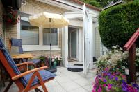 kleines Haus am Wald, Whg 1 Julia - B&B Sellin