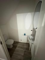 Cozy Morden Hilltop Guest house - Chambres d’hôtes Nottingham