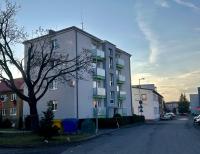 Black Sheep Apartment with Balcony and Free Parking in City Center - Chambres d'hôtes Liptovský Mikuláš