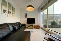 B002 3-Zimmer-Apartment mit Garten und Meerblick Château Leenhardt Le - Ferienwohnung Le Grau-du-Roi