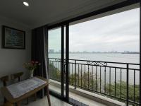 Studio Lake view - B&B Hanoi