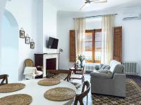 Apartamento de 2 dormitorios con balcón