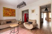 Historic & Cozy 2BR Nisantasi Flat w High Ceilings - B&B Estambul