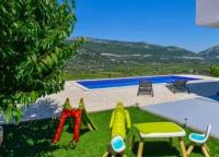 House in nature with pool in Dalmatia - B&B Umčani