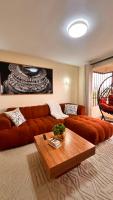 Midtown LakeView 2BR House with Heated pool, Netflix, 24Hr security & reception -Shawmut Nakuru - B&B Nakuru