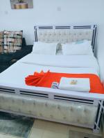 CBD Luxe Studio - Near Westside Mall - B&B Nakuru