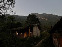 The #Happylife Experience Deluxe Bungalow! - B&B Sa Pa