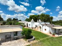 Tenuta Fico D' India - Luxury Trulli with Swimming Pool - B&B Ostuni