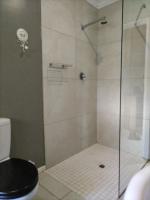 Deluxe Double Room (2 Adults + 1 Child)