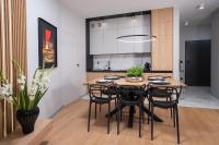 Olimpijska Olsztyn Elite4Rent apartamenty z widokiem na jezioro i przestronnymi tarasami - Chambres d'hôtes Olsztyn