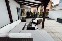 MELANIAS APARTMENT CENTER CITY BANSKA BYSTRICA, 47m terasse 2min Europa shopping center, Ministry of fun and Dukla athletic stadium - Chambres d'hôtes Banská Bystrica