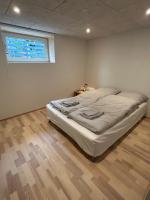 Brand new modern flat near city centre - B&B Tórshavn