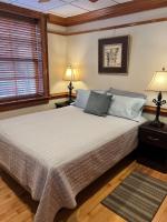 Historic Downtown Condo-1 Bedroom - Ferienwohnung New Bern
