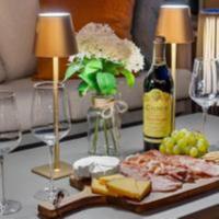 Upscale DC Row Home with Parking and Fire Pit - Bed and Breakfast Washington