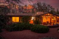 Myrinn- Classic Beauty with Firepit and Red Rock Views - Chambres d'hôtes Sedona