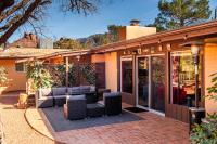 Myrinn- Classic Beauty with Firepit and Red Rock Views - Chambres d'hôtes Sedona