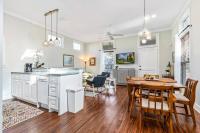 Cozy 1BR Cottage Near DT Farmers Market & Baylor - Bed and Breakfast Waco