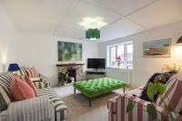 Cosy 2 Bed Cotswold Stone Cottage in Cirencester - B&B Cirencester