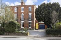 5-Bed Period Home Opposite Kingsholm Stadium - Chambres d'hôtes Gloucester