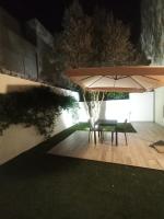 SOTTOVOCE Camera con giardino privato ingresso indipendente - B&B Ragusa
