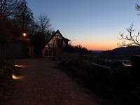 Märchenhafte Unterkunft mit Schlossblick - Bed and Breakfast Marburg