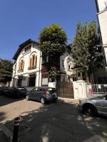 Apartment with Garden View