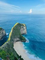 Kelingking Lucky Homestay - Bed and Breakfast Batumadeg Kaja