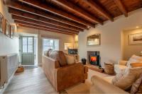 Charming 3-Bed Cottage in Stunning Yorkshire Dales Location, Swaledale - by MCPI Hosting, Ideal for Families, Couples, Walkers & Groups - B&B Feetham
