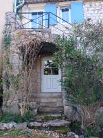 Maison ardéchoise atypique - B&B Chomérac