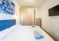 Giordano Suite Modern Two-Room Apartment BGY and Hospital - Chambres d'hôtes Bergame