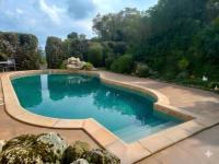 mini villa studio 1 pièce 19 m2 pour 2 personnes piscine partagée climatisation - Chambres d’hôtes Porto-Vecchio